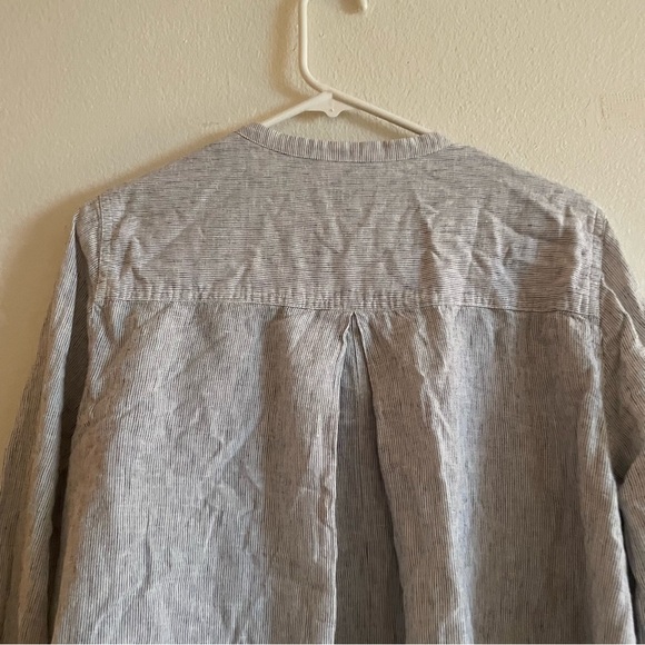 J Crew linen cotton blue and white three quarter sleeve sophisticated blouse - Picture 8 of 8